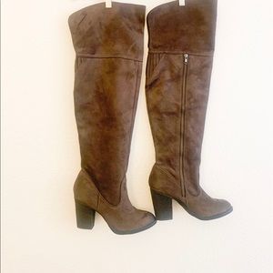 /not rated/ over the knee suede boots👢✨